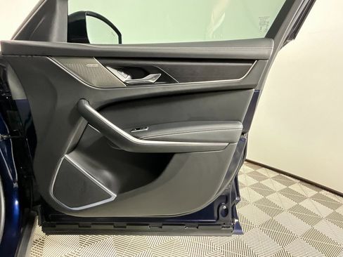 Used 2025 Jaguar F-PACE R-Dynamic S image 21