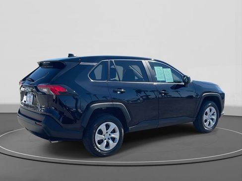 Used 2024 Toyota RAV4 LE image 5