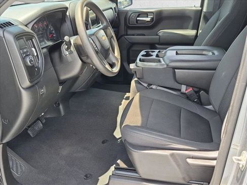 Used 2019 Chevrolet Silverado 1500 Custom w/ Custom Value Package RWD image 15