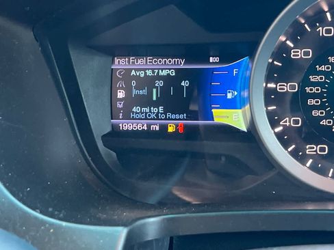 Used 2013 Ford Explorer XLT FWD image 26