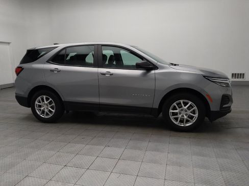 Used 2024 Chevrolet Equinox LS w/ Driver Confidence II Package FWD image 11