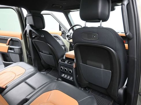Used 2020 Land Rover Defender 110 X image 16