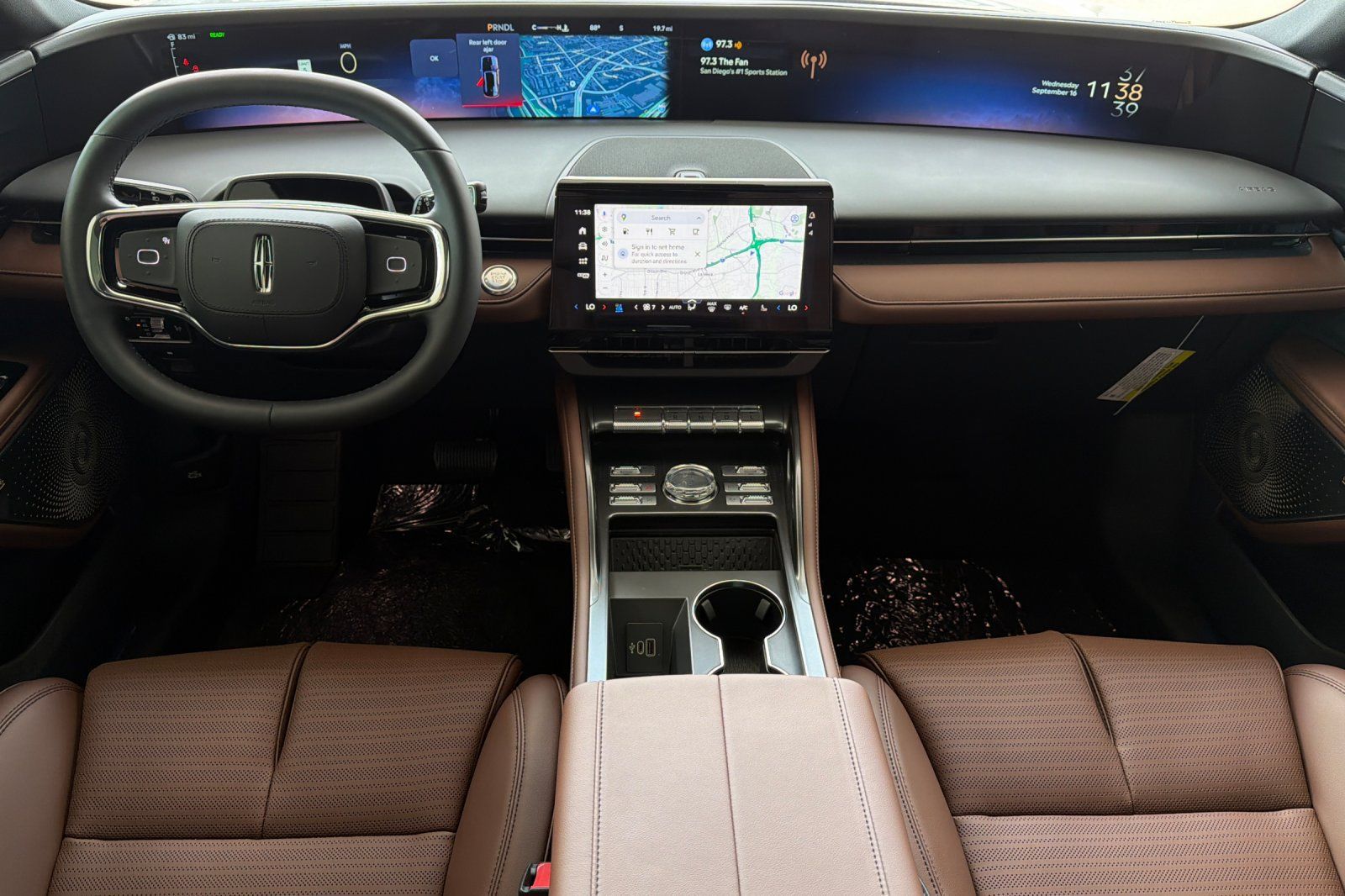 New 2026 Lincoln Nautilus Reserve AWD/4WD image 12