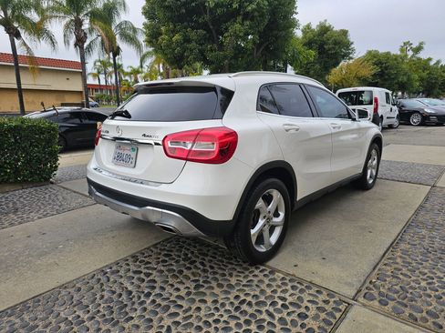 Used 2019 Mercedes-Benz GLA 250 4MATIC image 5