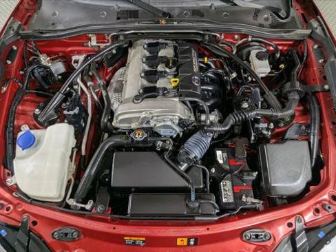 Used 2016 MAZDA MX-5 Miata Club RWD image 29