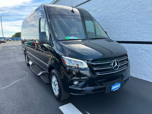Used 2020 Mercedes-Benz Sprinter 3500 image 3