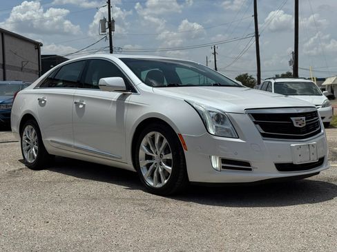 Used 2016 Cadillac XTS Luxury w/ Driver Awareness Package FWD image 9