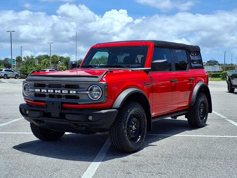 Used 2023 Ford Bronco Big Bend AWD/4WD image 3