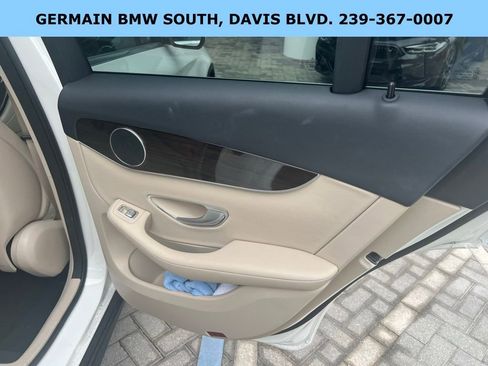 Used 2022 Mercedes-Benz GLC 300 image 22