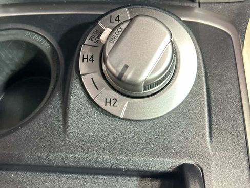 Used 2021 Toyota 4Runner SR5 Premium w/ Moonroof Package AWD/4WD image 7