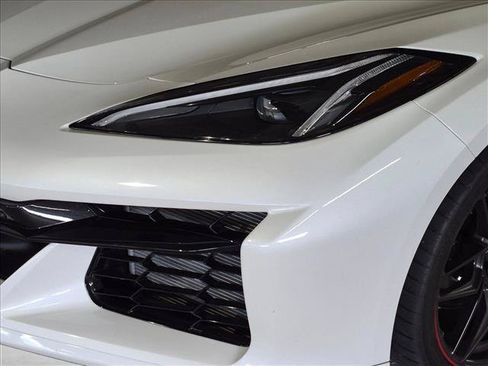 Used 2023 Chevrolet Corvette Z06 RWD image 9
