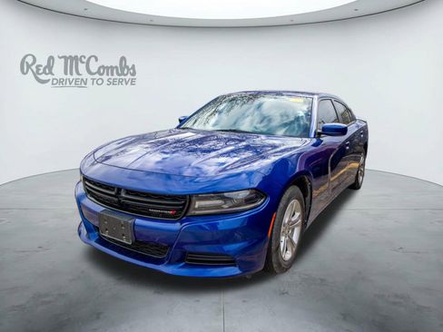 Used 2019 Dodge Charger SXT image 1