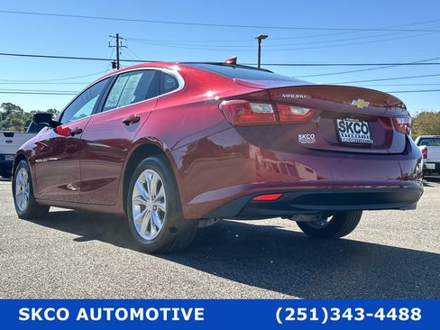 Used 2024 Chevrolet Malibu LT image 3