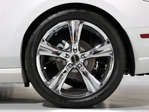 Used 2013 Ford Mustang GT RWD image 41