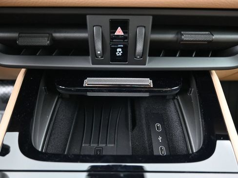 Certified 2026 Porsche Cayenne AWD/4WD image 23
