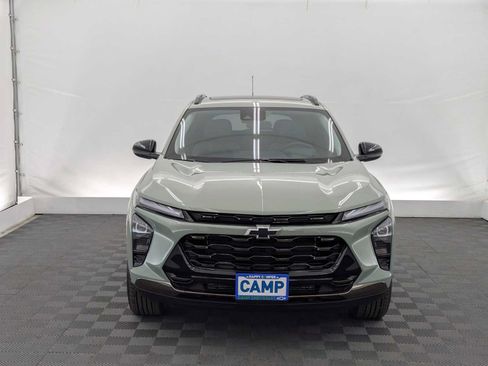 New 2026 Chevrolet Trax ACTIV w/ Sunroof Package FWD image 9