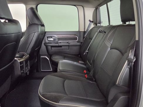 Used 2024 RAM 3500 Laramie image 31