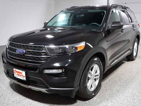Used 2023 Ford Explorer XLT w/ Equipment Group 202A RWD image 33