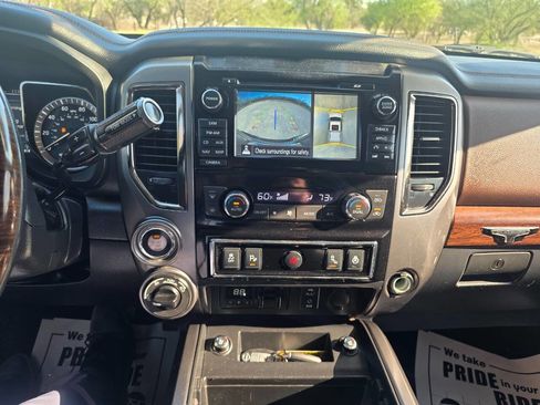Used 2016 Nissan Titan Platinum Reserve image 27