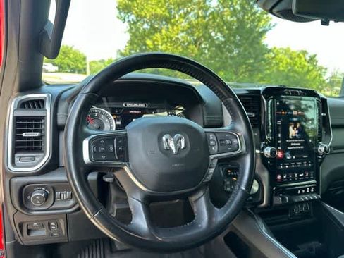 Used 2021 RAM 1500 Laramie AWD/4WD image 12