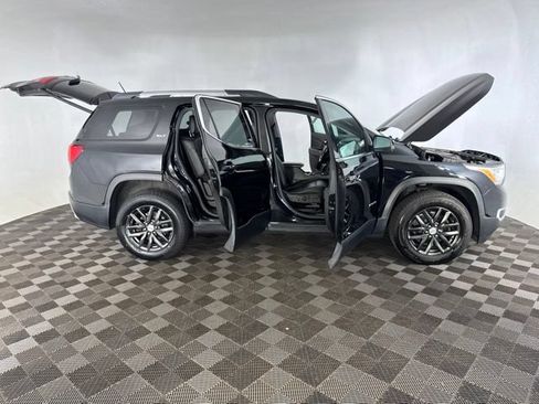 Used 2019 GMC Acadia SLT FWD image 16