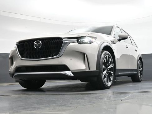 Used 2024 MAZDA CX-90 Plug-In Hybrid w/ Premium Plus image 34