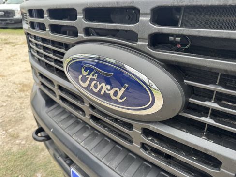New 2024 Ford F450 XL image 31