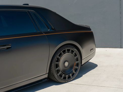 Used 2026 Rolls-Royce Phantom Sedan RWD image 29