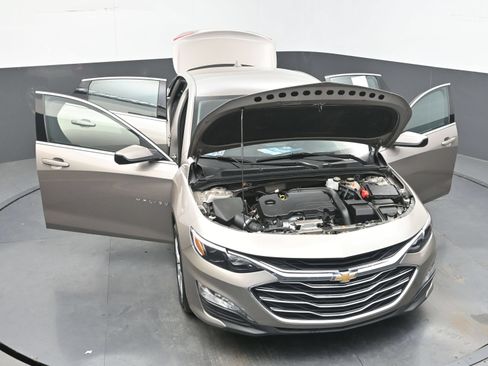 Used 2025 Chevrolet Malibu LT FWD image 36