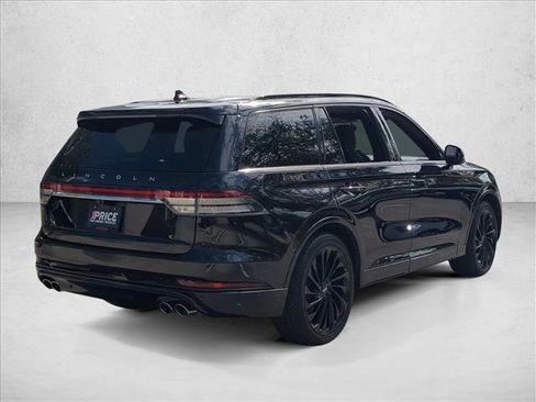 Used 2022 Lincoln Aviator Reserve w/ Equipment Group 201A image 5