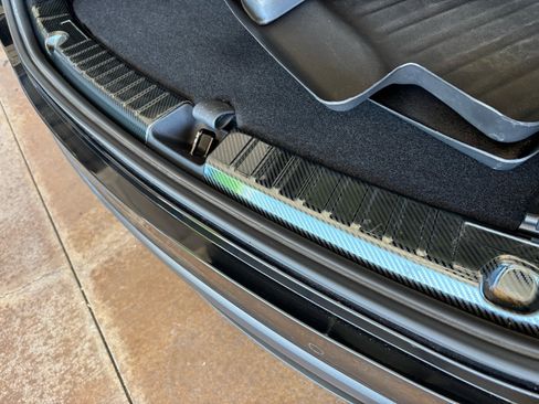 Used 2021 Tesla Model Y Performance image 31