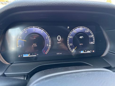 Certified 2025 Jeep Grand Cherokee Limited w/ Trailer Tow Package image 18