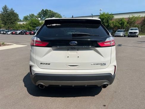 Used 2020 Ford Edge Titanium w/ Equipment Group 301A AWD/4WD image 6