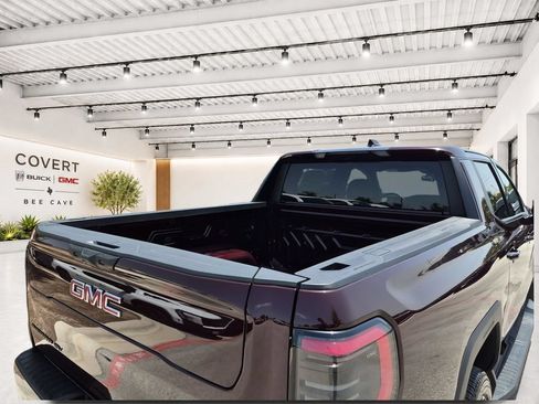 New 2026 GMC Sierra EV Elevation w/ LPO, Elevation Dark Package AWD/4WD image 39