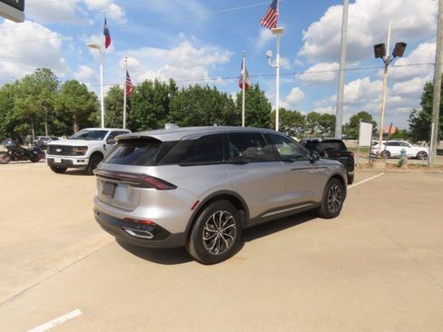 Certified 2025 Lincoln Nautilus Premier AWD/4WD image 9
