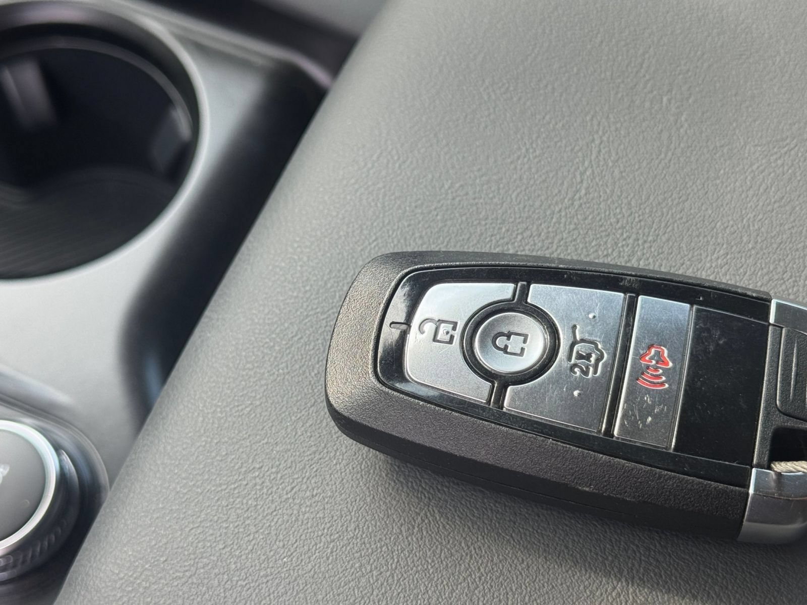 Used 2026 Ford Explorer Active RWD image 21