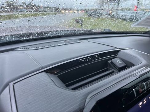 Used 2022 RAM 2500 Limited w/ Night Edition image 27