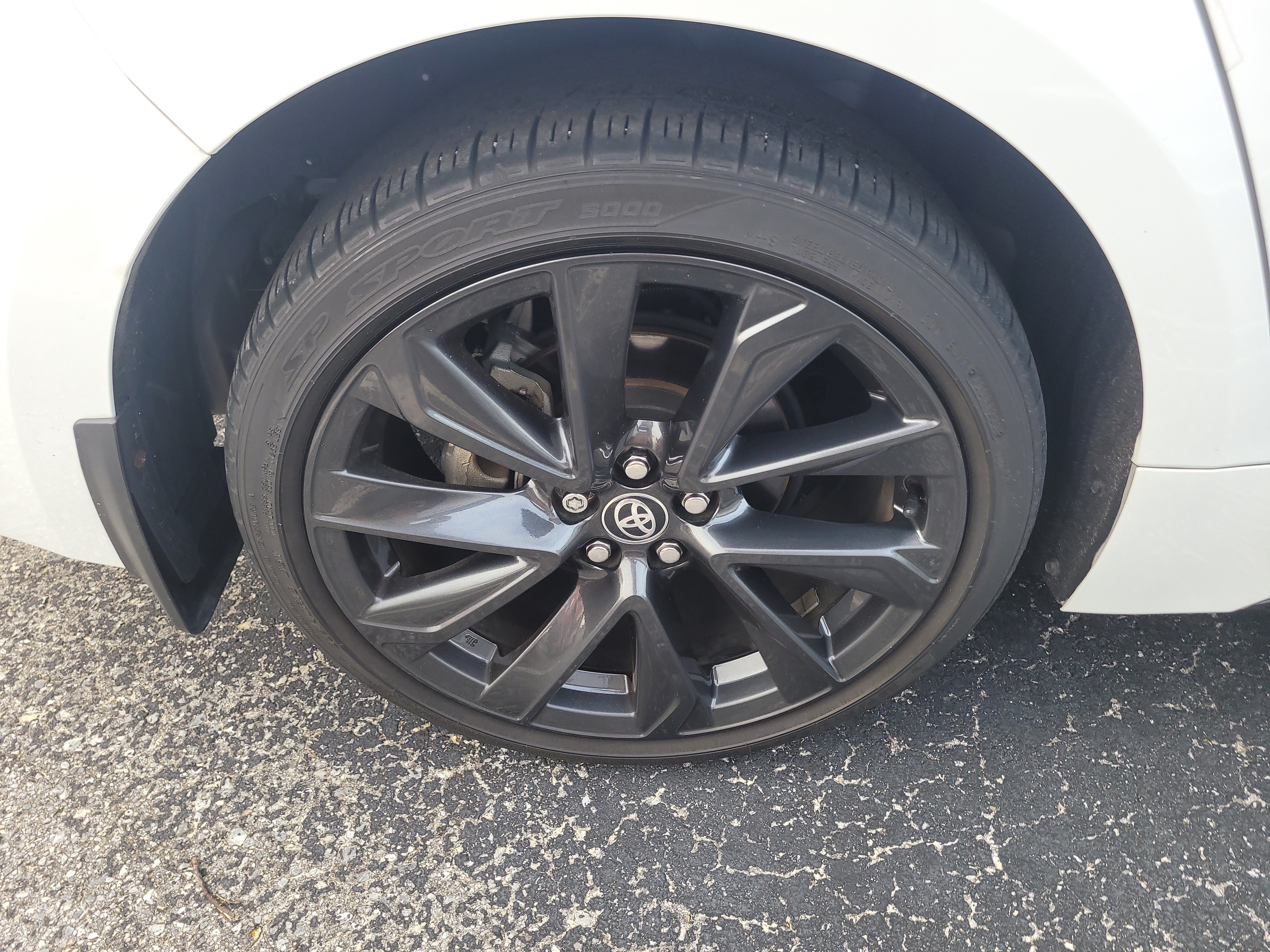 Used 2023 Toyota Corolla SE FWD image 8