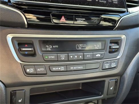 Used 2025 Honda Ridgeline TrailSport+ image 11