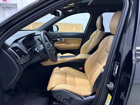 Used 2024 Volvo XC90 B6 Ultimate w/ Protection Package Premier AWD/4WD image 15