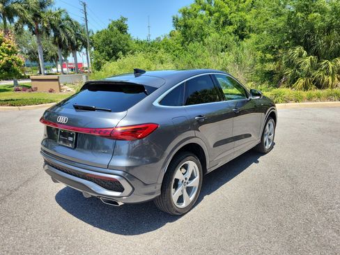 Used 2025 Audi Q5 Premium Plus w/ Premium Plus AWD/4WD image 4