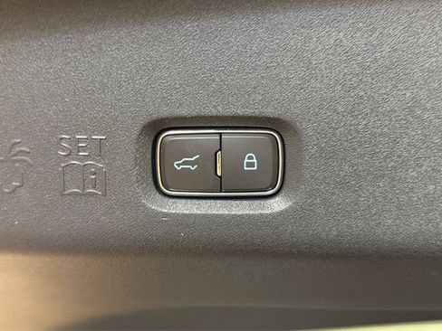 Used 2025 Ford Expedition Platinum AWD/4WD image 49
