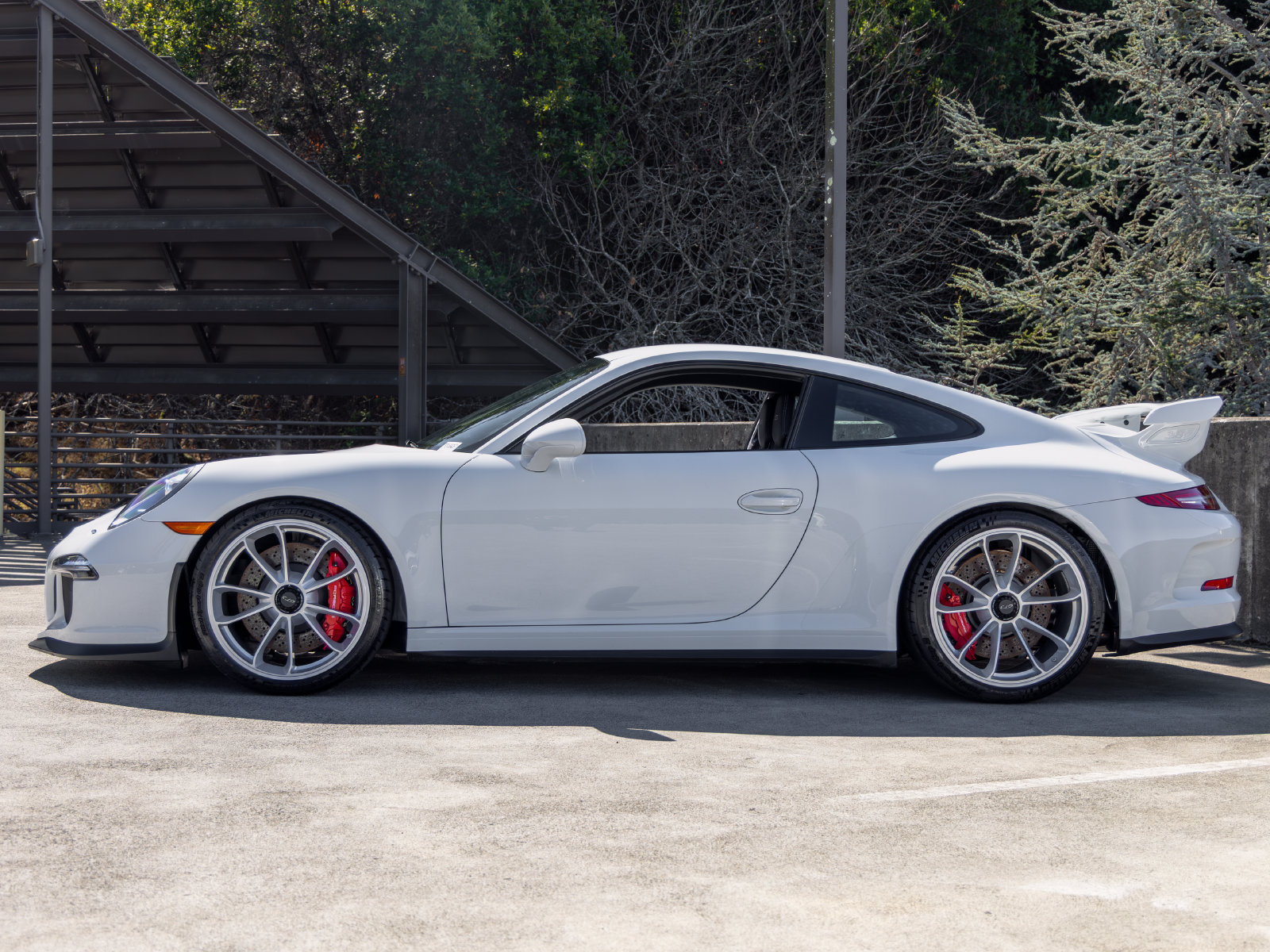 Certified 2015 Porsche 911 GT3 RWD image 2