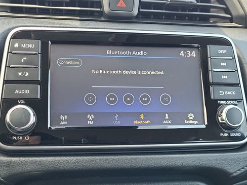 Used 2025 Nissan Versa S w/ Trunk Package FWD image 24
