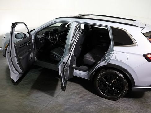 Used 2025 Honda CR-V Sport Touring image 5