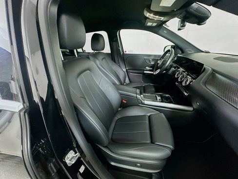 Used 2025 Mercedes-Benz GLA 250 image 31