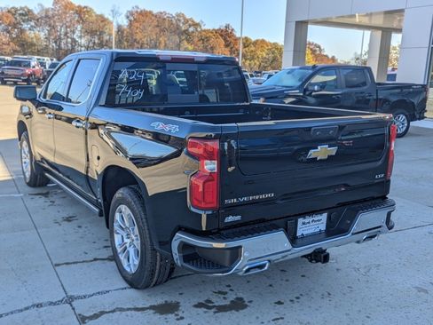 New 2026 Chevrolet Silverado 1500 LTZ w/ LTZ Premium Package image 8