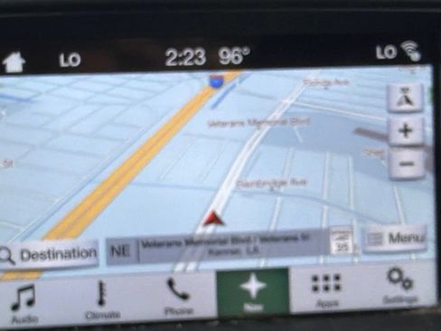 Used 2017 Ford Explorer XLT w/ Equipment Group 202A FWD image 9