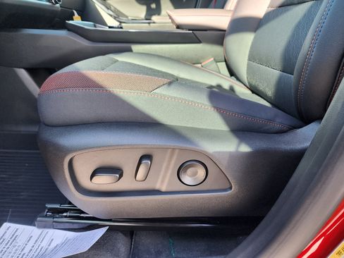 New 2026 Chevrolet Equinox RS image 26