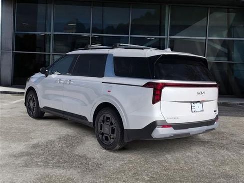 New 2026 Kia Carnival EX image 3